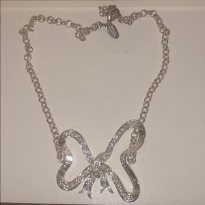 BOW NECKLACE 🎀